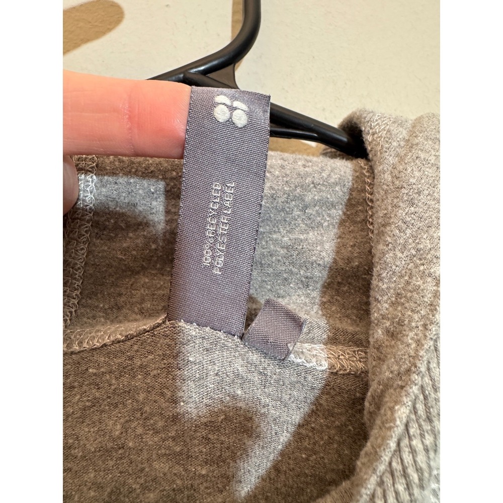 Sweaty Betty Cozy Gray‎ Escape Luxe Fleece Hoodie Crop Sz XS Soft Athleisure Gym - Picture 9 of 11